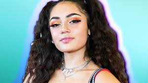Her birthday, what she did before fame, her family life, fun trivia facts, popularity rankings, and more. Avani Gregg Wants Fans To Star In Her Tv Show Hollywire Youtube