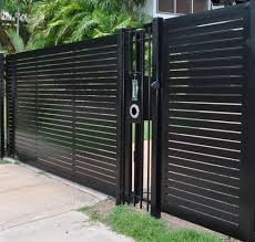 Sun king fencing & gates provides the highest quality custom wrought iron fences and gates to homes and businesses throughout the phoenix metropolitan area. 60 Gorgeous Fence Ideas And Designs Renoguide Australian Renovation Ideas And Inspiration