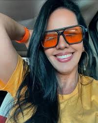 👤victoria começou seguir você no Instagram Curtiu sua foto✓ Você é casado?