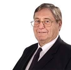 Paula Enos's Instagram, Twitter & Facebook