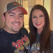 Anthony Wathen's Instagram, Twitter & Facebook