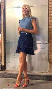 This morning's phillip schofield and holly willoughby are usually seen to by their 'glam squad' before they go live on air, but in recent days unfortunately, without the presence of someone whose job it is to watch her like a hawk and make sure there's not a hair out of place, holly suffered an unfortunate. Holly Willoughby Channels Double Denim On This Morning Holly Willoughby Outfits Holly Willoughby Style Holly Willoughby