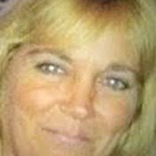 Karen Stegeman's Instagram, Twitter & Facebook