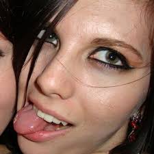 Crystal Forsythe's Instagram, Twitter & Facebook