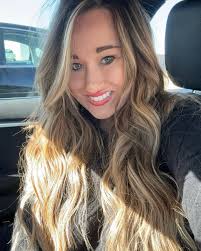 Olivia Murphree Stylist