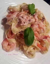 Tagliatelles Saumon Fume Crevettes Roses Sauce Champignons Creme Recette Tagliatelle Au Saumon Fume Tagliatelles Tagliatelles Au Saumon
