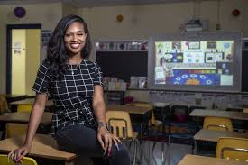 Bitmoji Whisperer Metro Atlanta Teachers Recreate Classrooms Online Classroom Metro Atlanta First Grade Teachers