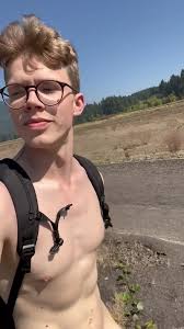 Twink gets hard when hiking - ThisVid.com
