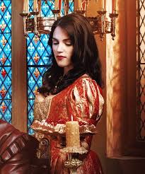 La donna del lago (english: Bess La Donna Del Bosco Bess The Katie Mcgrath Fanpage Italia Facebook