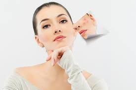 Kết quả hình ảnh cho hinh ảnh con gái xài kem trị mụn đẹp