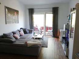 Og eines gepflegten mehrfamilienhauses (ohne aufzug) in beliebter wohnlage von wuppertal vohwinkel. 3 Zimmer Wohnung Zu Vermieten Lienhardplatz 1 42329 Wuppertal Vohwinkel Mapio Net