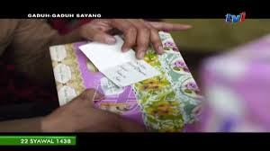 Jika kita lihat pada video ini, 3 orang. Gaduh Gaduh Sayang Ep08 Video Dailymotion