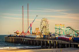 From lounges to dance clubs, fine dining to beach bars, live entertainment, comedy the closest body of water is the gulf of mexico (part of the much larger atlantic ocean). Visit Atlantic City Like A Local Choice Hotels