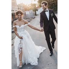 Gefallt 43 3 Tsd Mal 337 Kommentare Chryssanthi Kavazi Chriss Cross Auf Instagram Lace Beach Wedding Dress Wedding Dresses Lace Ball Gown Wedding Dress