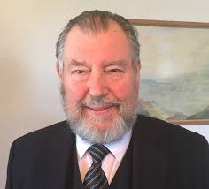 Gordon Mitchell and Bobby Hunter retire from Hjaltland Housing Association  committee