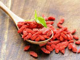 Apalagi kalau bukan goji berry, yang dipercaya punya banyak khasiat bagi kesehatan. 8 Khasiat Goji Berry Untuk Kesihatan Hebat Sungguh Buah Ni Bidadari My