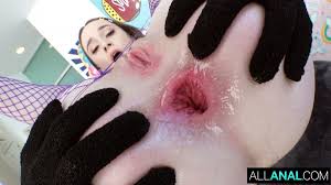 Cowgirl sex with Hazel Moore and Rosalyn Sphinx - PORNSTARS.TUBE