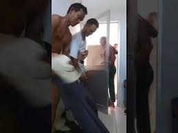 Awal kisah dimulai ketika sam bekerja pada sebuah proyek renovasi . 0 83 Mb Ngintip Orang Mandi Download Lagu Mp3 Gratis Mp3 Dragon