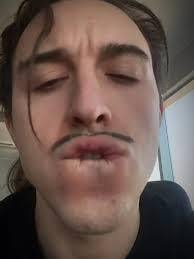 Who do you think I look like? : r/doppelganger