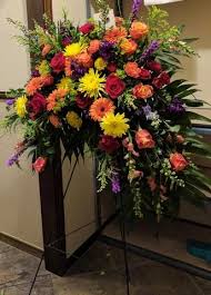 Flora Funeral Flowers Are Happy Flora Funeral Offer Sympathy Flowers Design Delivery To Funeral Home Funeral Flowers Sympathy Flowers Flowers