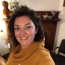 Amanda Edgell's Instagram, Twitter & Facebook