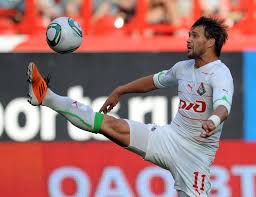 Яремчук бьет рядом со штангой. Sychev Zayavlen Za Klub Lyubitelskoj Futbolnoj Ligi Moskvy Gazeta Ru