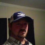 Earl Engeron's Instagram, Twitter & Facebook