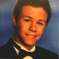 Robert Dasch's Instagram, Twitter & Facebook