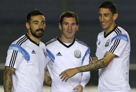 Di maria never ceases to pay homage to lionel messi, heaping him with all sorts of praise, whether it's about. Angel Di Maria Makes Huge Lionel Messi Admission