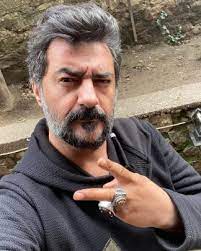 Celil nalçakan kimseyle bir problemimiz yok. Celil Nalcakan Kimdir Maksatbilgi