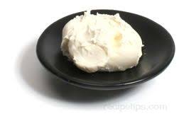 Mascarpone cheese is an italian thickened cream which is made with two simple ingredients, heavy cream and vinegar. Mascarpone Cheese Definition And Cooking Information Recipetips Com