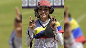Una compleja polémica incomodó a la deportista colombiana valentina acosta luego que la organización de los juegos olímpicos le haya ordenado tapar sus tatuajes para competir en la primera jornada clasificatoria del tiro con arco en la noche del jueves (hora de colombia). Hckmw Iteqiikm