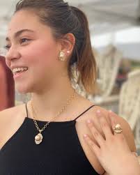 Victoria Duque Creations (Victoria's Circle)