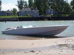 Magnum 27 Sport This Is A Sport Boat Offshore Boats Classic Boats