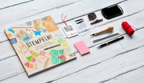 Von einfach bis fortgeschritten gibt es hier die besten anleitung zur mit stempeln kannst du nahezu alles individualisieren. Buchvorstellung Stempeln Miss Red Fox