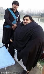 Пакиста́н (урду پاکِستان‎ paːkɪˈst̪aːn — «земля чистых», англ. Etot Pakistanec Vesit Pochti Poltonny A Podnimaet 4500 Kilogramm