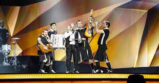 Suède présentateur(s) petra mede eric saade (green room) superviseur exécutif jon ola sand télédiffuseur hôte svt ouverture finale: Griechenlands Agathonas Iakovidis Im Alter Von 65 Jahren Gestorben Esc Kompakt
