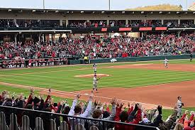 The ncaa softball di official home. Ncaa Opens Door For Full Stadiums At Baseball Softball Regionals