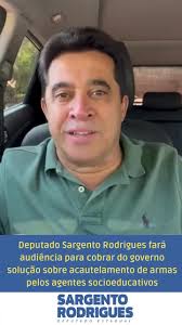 Recebi uma denúncia que o Subsecretário de Atendimento Socioeducativo,  Pedro Ruano Leocadio Dias, emitiu um memorando proibindo os agentes  socioeducativos de guardarem suas armas em seus armários. Ele ...