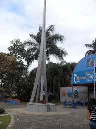The tropic of capricorn crosses ten countries and the atlantic ocean, indian ocean, pacific ocean, and the coral sea. Tropic Of Capricorn Rockhampton Australia Queensland Australia Rockhampton Australia