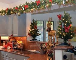 La navidad es la época del año en la que más esmero ponemos en la cocina. Como Decorar Una Cocina En Navidad Decoracion De Ventanas Navidenas Decoracion De Unas Decoracion De Cocina