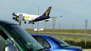 Check spelling or type a new query. 747 Lands At Kbwi 33l View From Ground Youtube