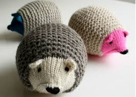 If you'd prefer a pattern that includes the clothing, scroll further down the page. Knit Hedgehogs Free Knitting Pattern