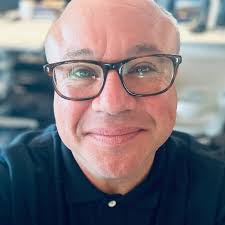 Doug Button's Instagram, Twitter & Facebook