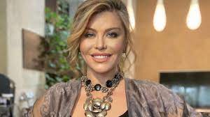 „secretul fumuseţii nu stă în operaţii. Loredana Groza Transformare Socanta Cantareata Este De Nerecunoscut