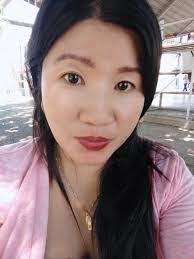 Lorna Ancheta's Instagram, Twitter & Facebook