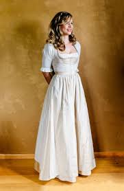 Maybe you would like to learn more about one of these? Brautdirndl In Zartem Champagner Braut Dirndl Hochzeitskleid Dirndl Dirndl Hochzeit
