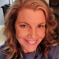 Colleen Lowry's Instagram, Twitter & Facebook