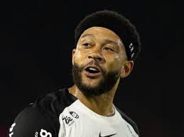 Corinthians: Carrillo impressiona no dia a dia e ganha confiança no clube