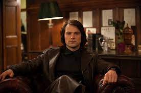 Для поклонников популярного российского актера данилы козловского февраль текущего года начался с приятной новости: Danila Kozlovskij Razocharovan Semkami V Filme Akademiya Vampirov Vokrug Tv